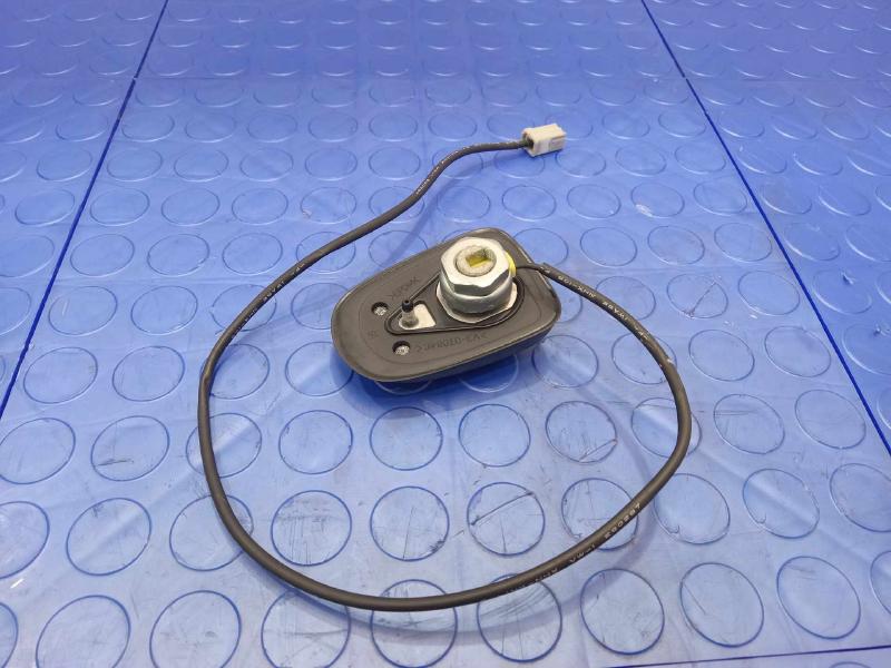 2011-2013 Toyota Highlander Radio Antenna Assembly Genuine OEM 869600E020