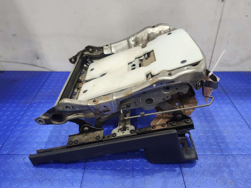 2014 Ford Explorer Seat Track