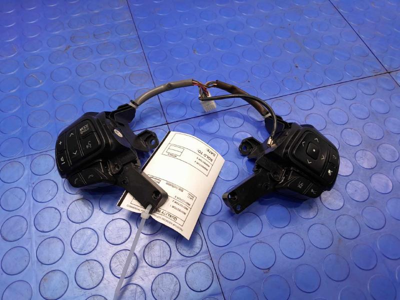 2019 Toyota Sienna Combination Switch