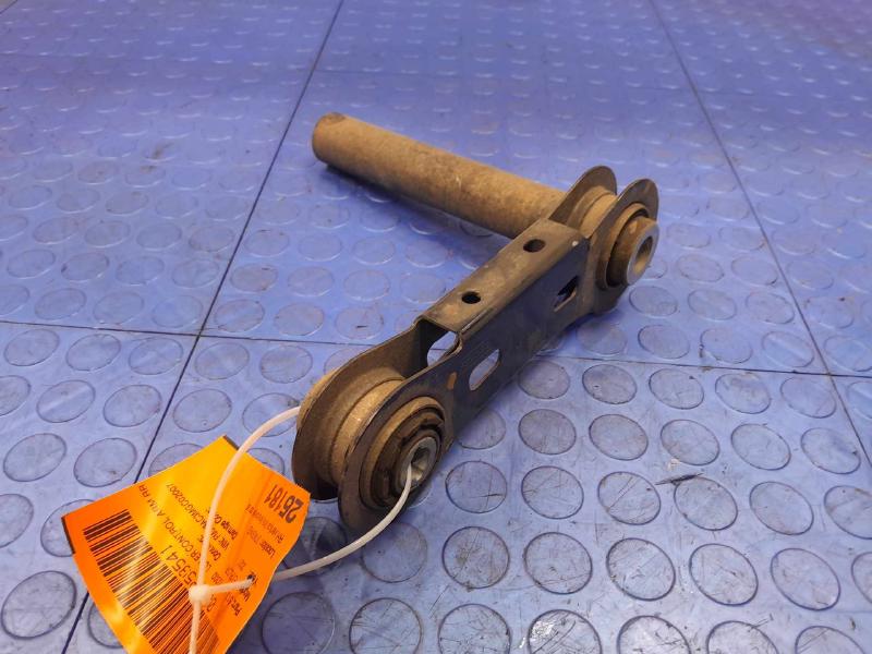2021 Ford Explorer Lower Control Arm Rr