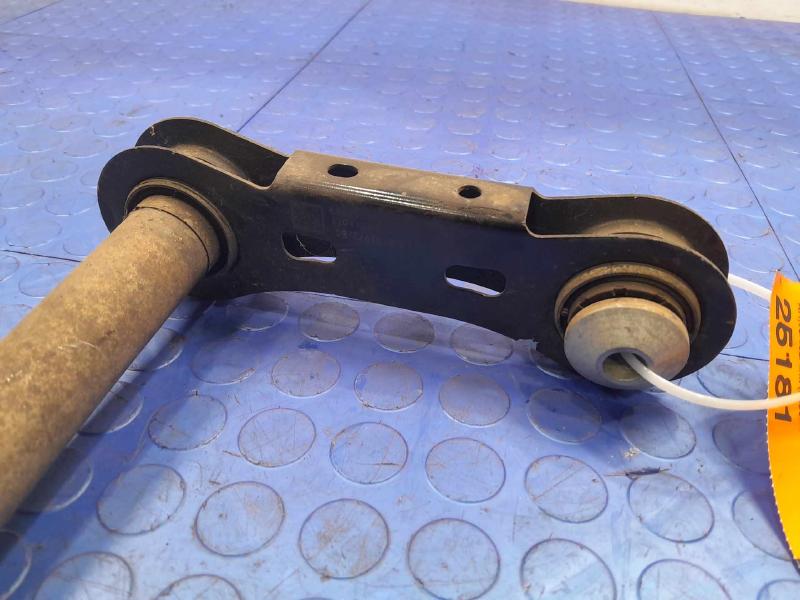 2021 Ford Explorer Lower Control Arm Rr