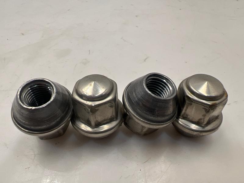 2019 Ford EcoSport Lug Nuts