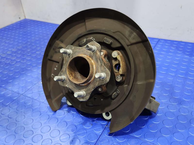 2015 Nissan Murano Rear Knuckle/Stub Axle