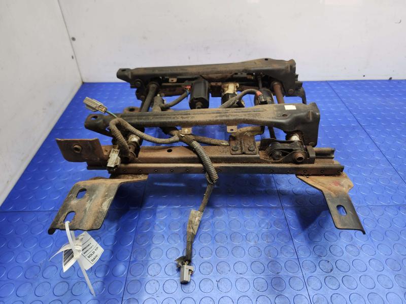 2002 Dodge Ram 1500 Seat Track