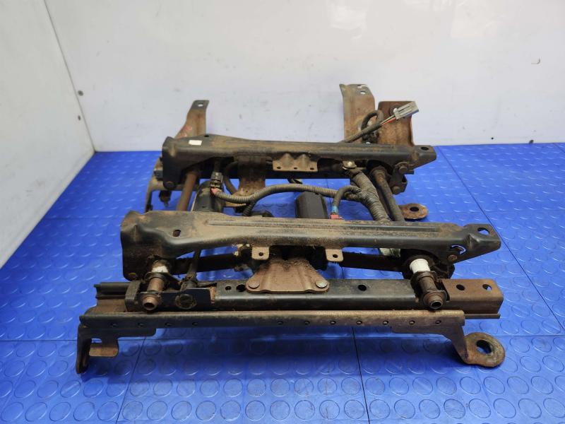 2002 Dodge Ram 1500 Seat Track