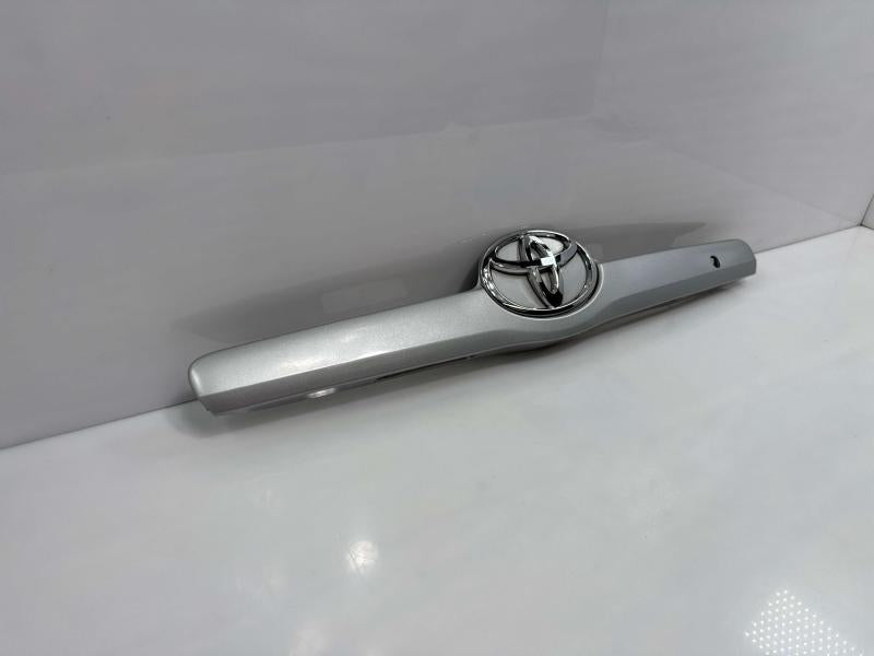 2007 Toyota Camry Tail Finish Panel