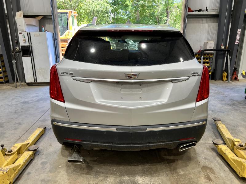 2019 Cadillac XT5 Center Pillar