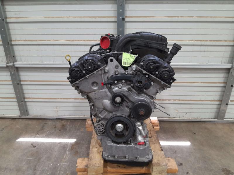 2014 Chrysler 300 Engine Assembly/Motor