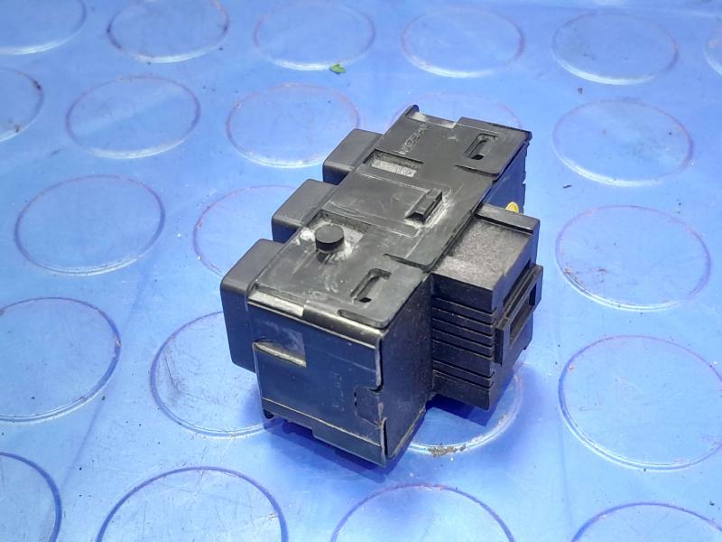 2014-2017 Infiniti QX70 OEM Driver Front Seat Memory Control Switch 25491EH10B
