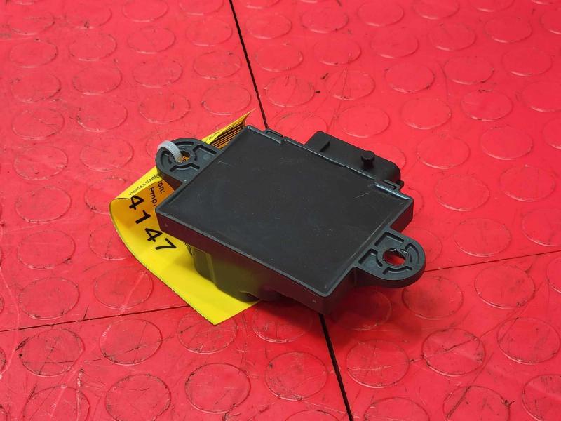 2018-2021 Kia Stinger Fuel Pump Control Module Genuine OEM Part 33040J5000