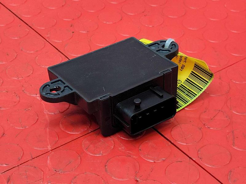 2018-2021 Kia Stinger Fuel Pump Control Module Genuine OEM Part 33040J5000