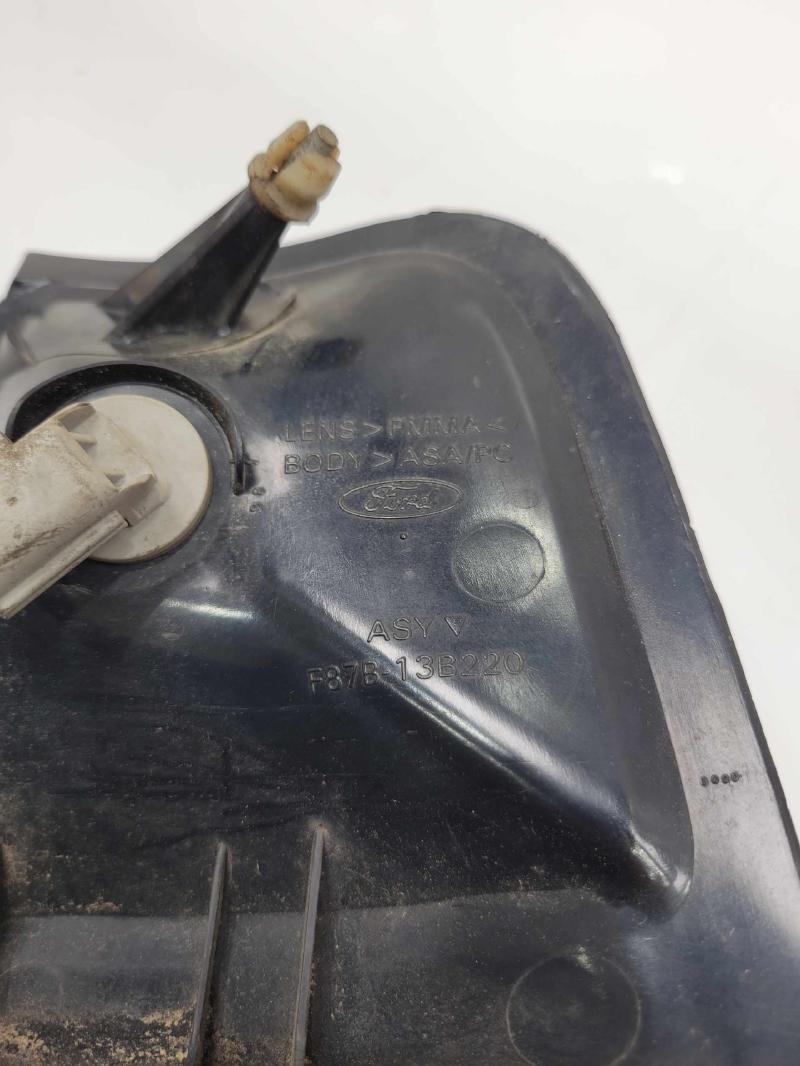 2000 Ford Ranger Fog/Mark/Park/Turn Light/Lamp