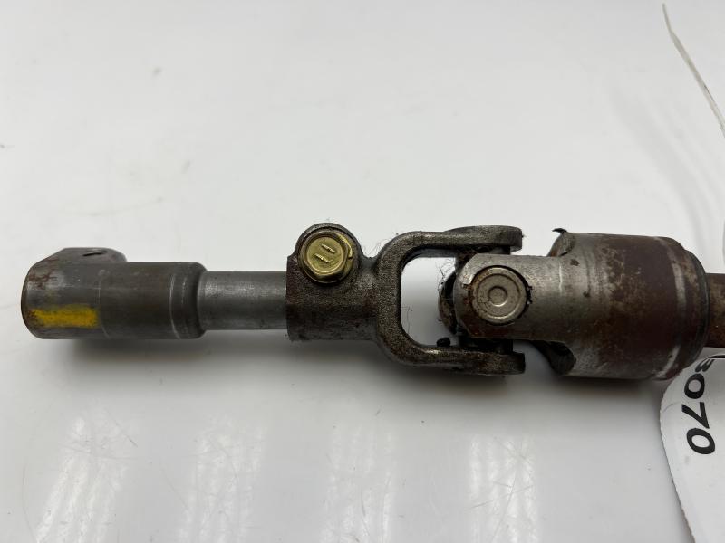 2000 - 2005 Toyota Celica Steering Intermediate Shaft OEM 45260-20430
