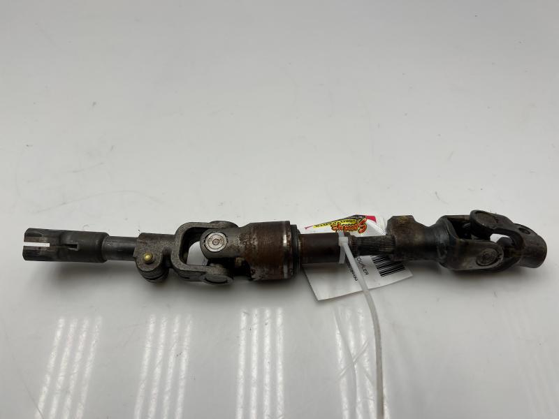 2000 - 2005 Toyota Celica Steering Intermediate Shaft OEM 45260-20430