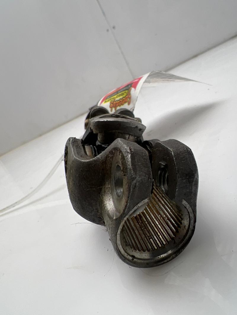 2000 - 2005 Toyota Celica Steering Intermediate Shaft OEM 45260-20430