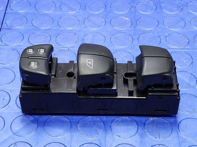 2025 Nissan Versa Door Switch Front