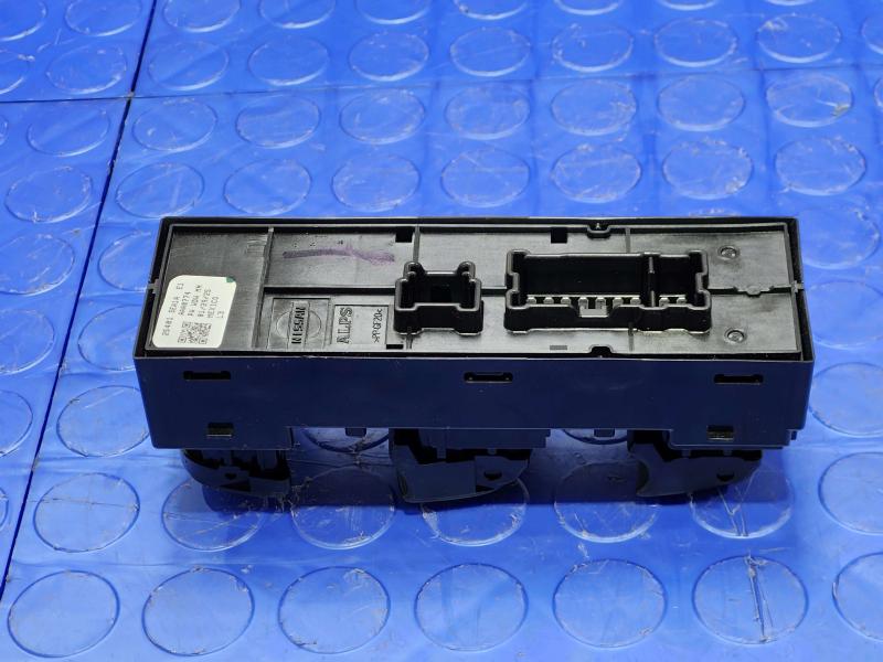 2025 Nissan Versa Door Switch Front
