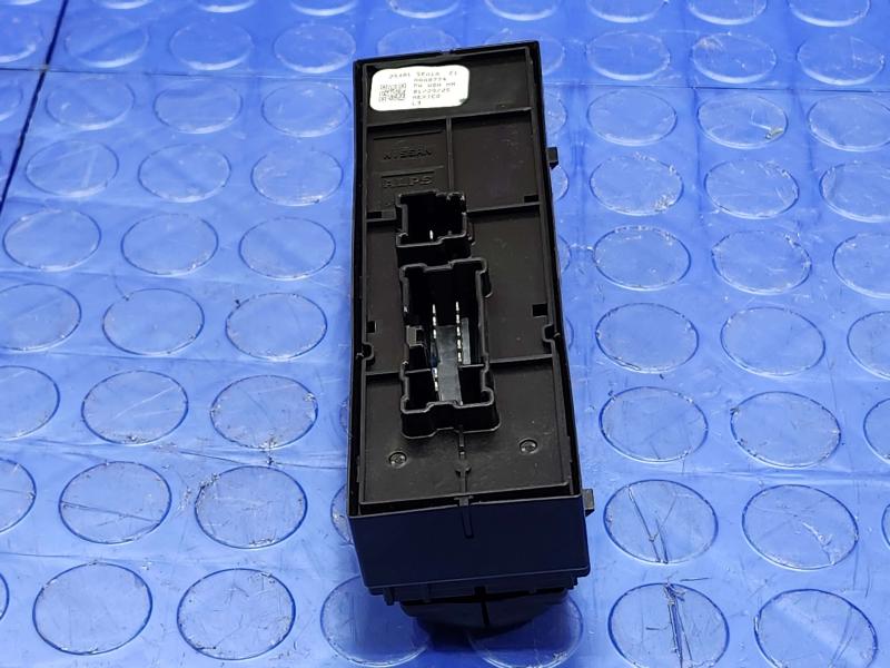 2025 Nissan Versa Door Switch Front