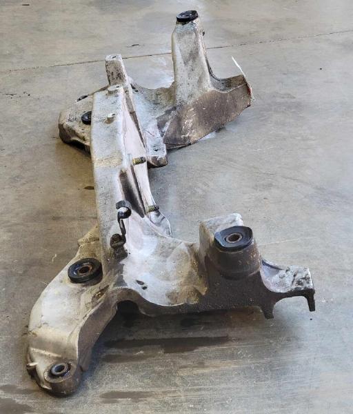 2000 - 2005 Mitsubishi Eclipse 3.0L Front Crossmember Subframe OEM MR589886