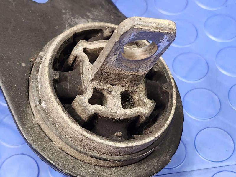 2020 Ford Escape Rear Knuckle/Stub Axle