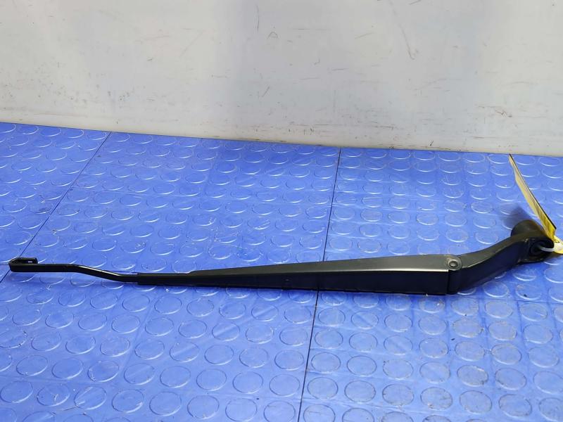 2025 Nissan Versa Wiper Arm
