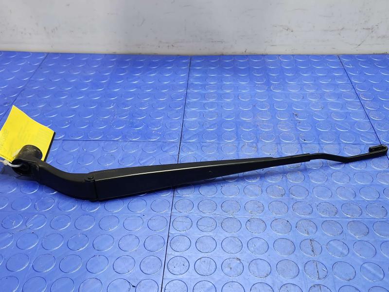2025 Nissan Versa Wiper Arm