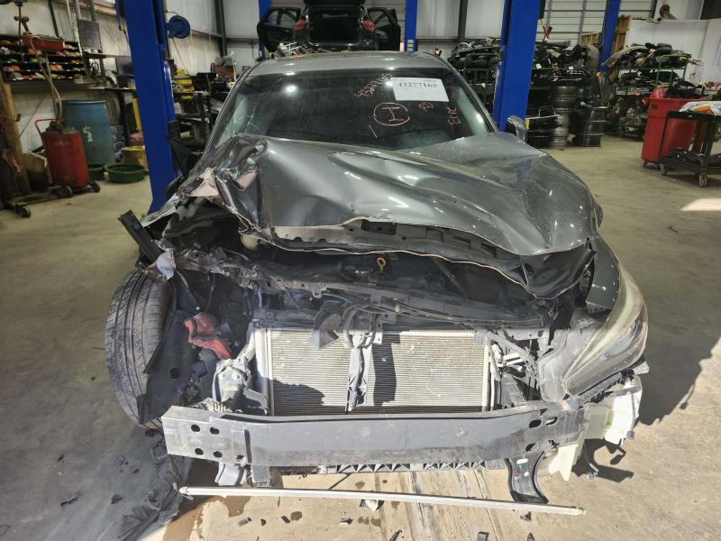 2015 Infiniti Q50 Center Pillar