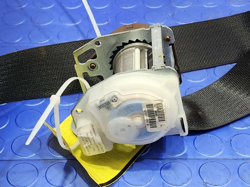 2015 Jeep Grand Cherokee Rear Seat Belt