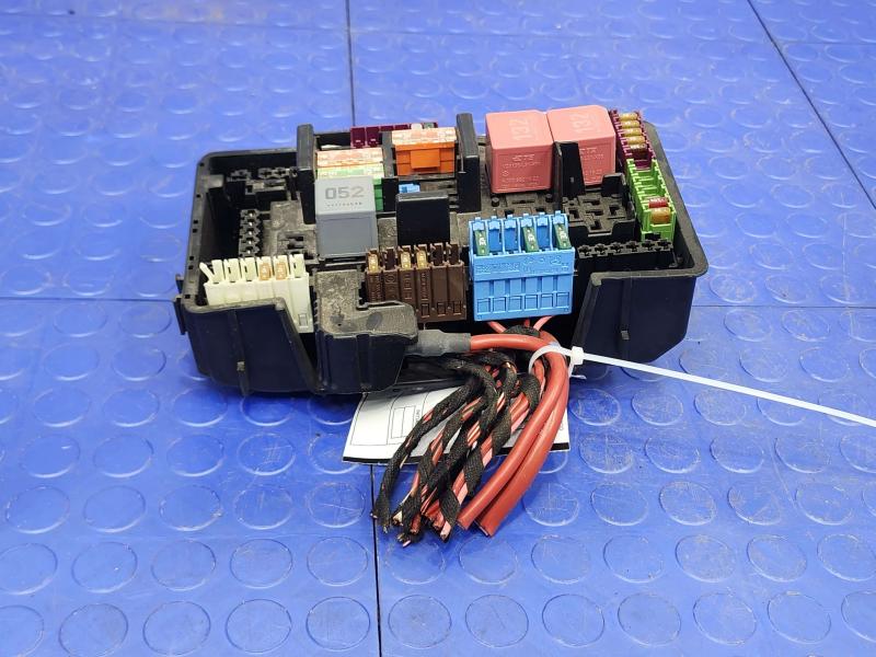 2017 Mercedes C-Class Cabin Fuse Box