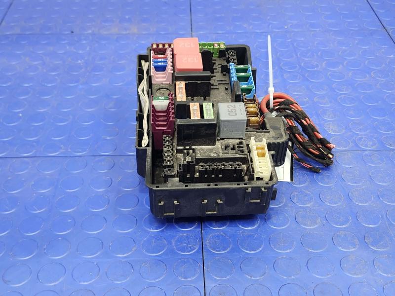 2017 Mercedes C-Class Cabin Fuse Box
