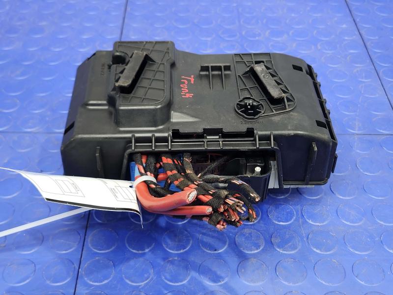 2017 Mercedes C-Class Cabin Fuse Box
