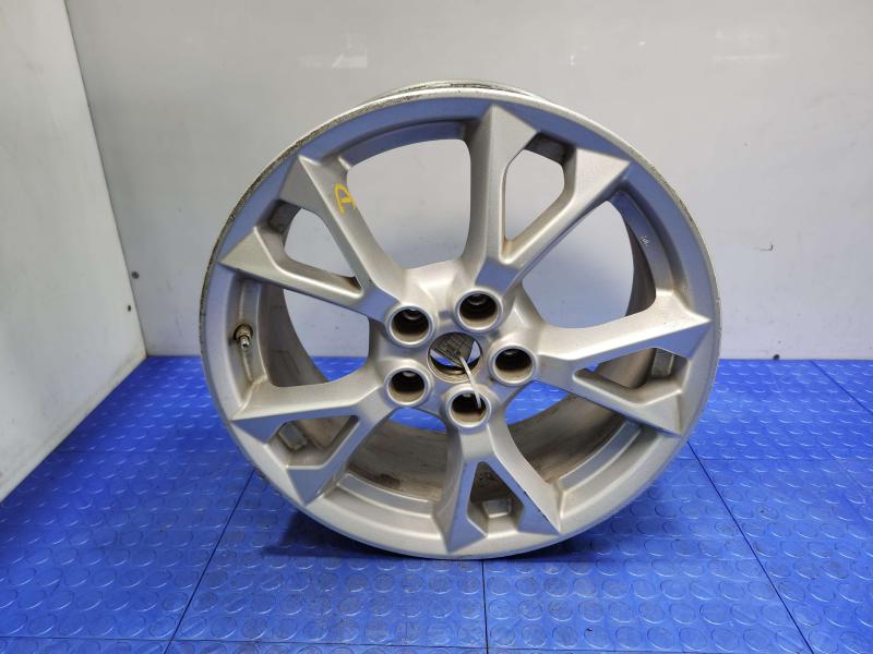 2014 Nissan Maxima Wheel