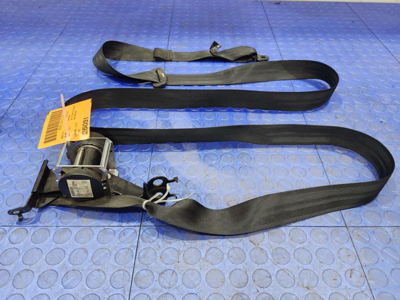 2017 Toyota Prius Rear Seat Belt