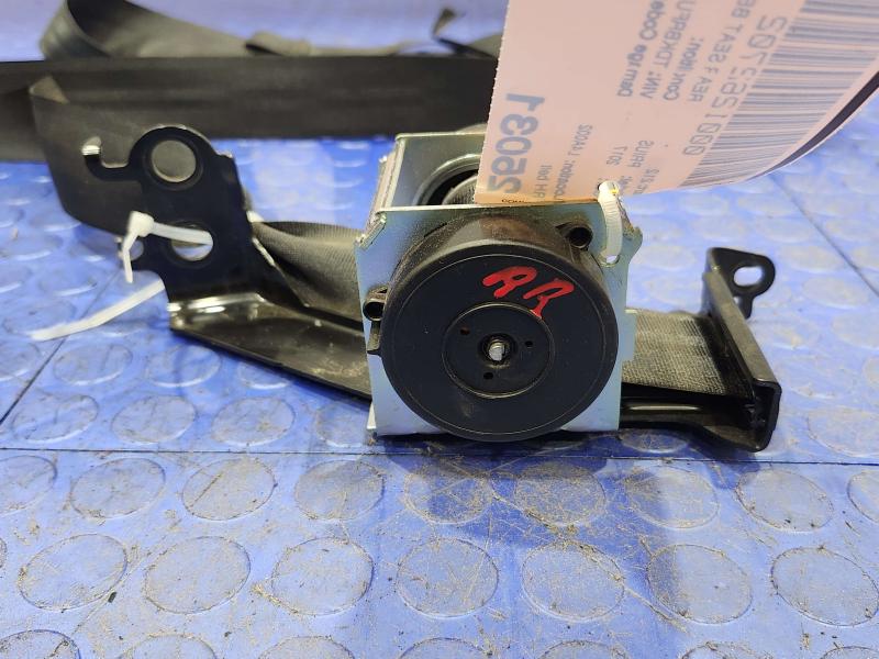 2017 Toyota Prius Rear Seat Belt