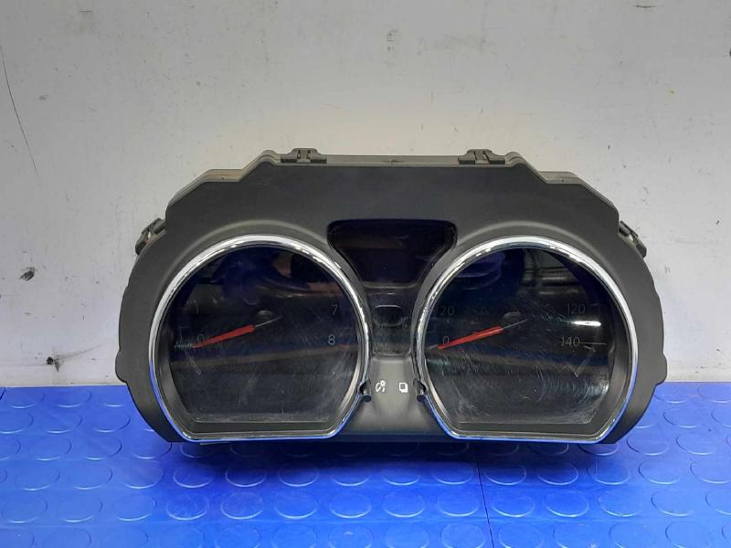 2014 Nissan Versa Speedometer