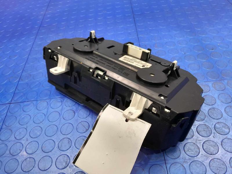 2014 Nissan Versa Speedometer