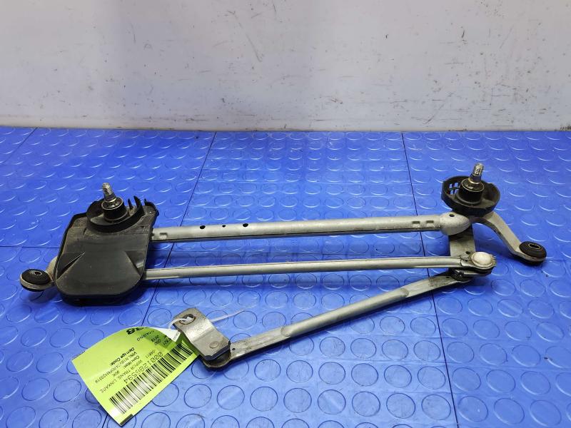 2015 Infiniti Q50 Wiper Trans. Linkage