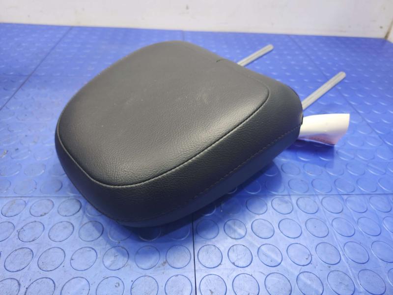 2018 Jeep Compass Headrest