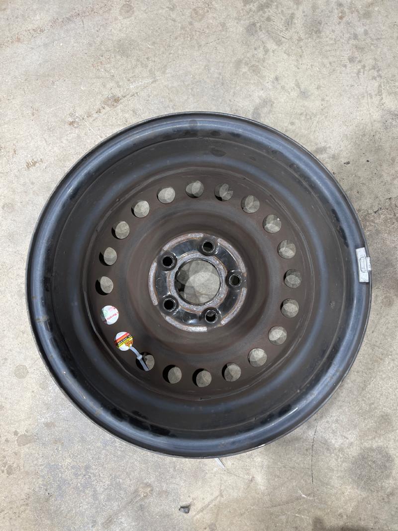 2017 Hyundai Elantra Wheel