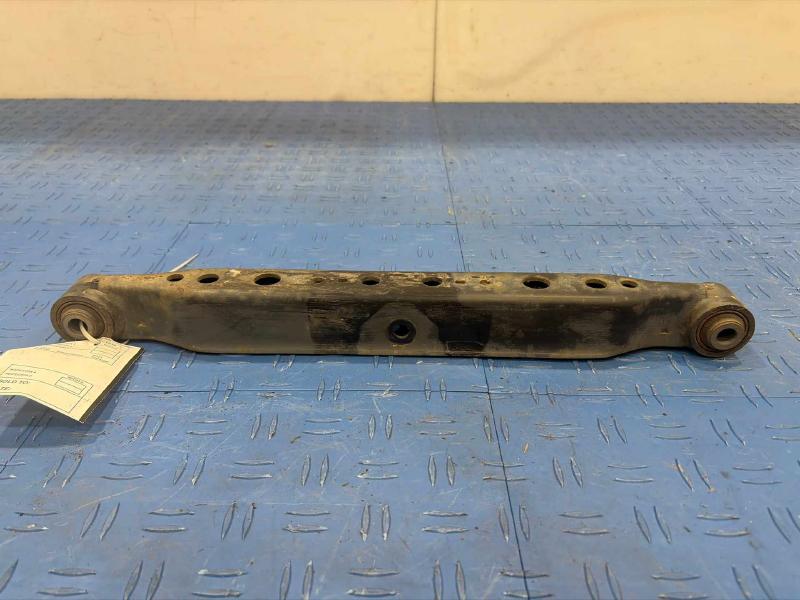 2015 Nissan Rogue Lower Control Arm Rr