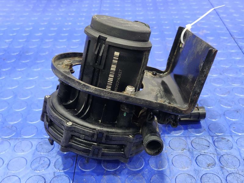 2011 Maserati Quattroporte Air Pump