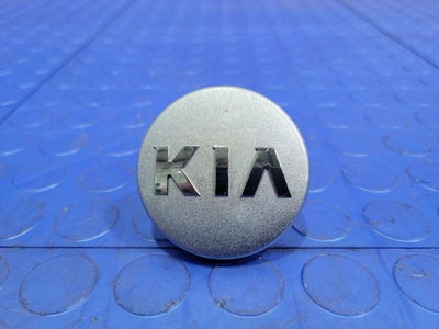2016 Kia Sedona Center Cap
