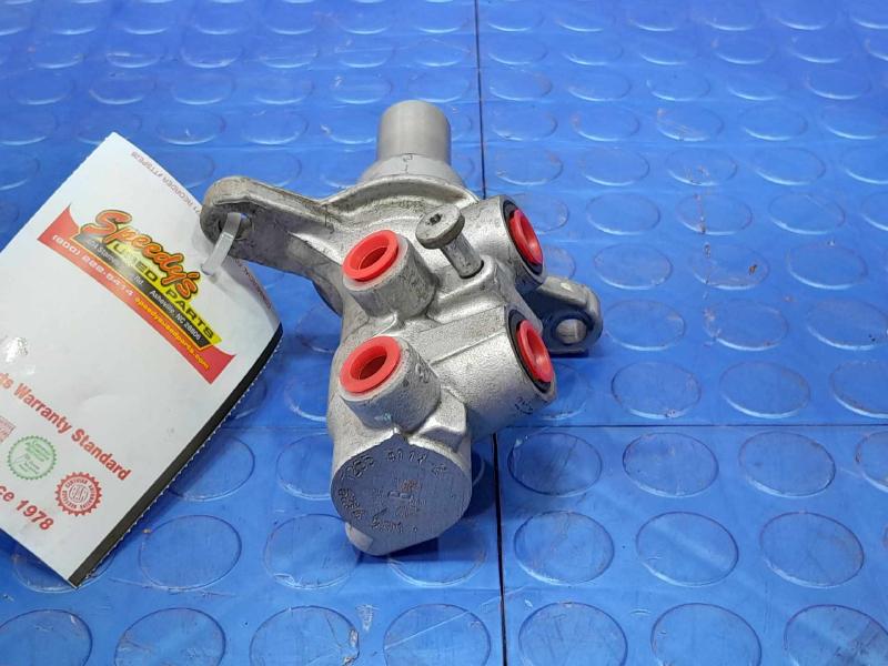 2018-2022 Subaru Legacy Brake Master Cylinder Assembly Genuine OEM 26449AL03A