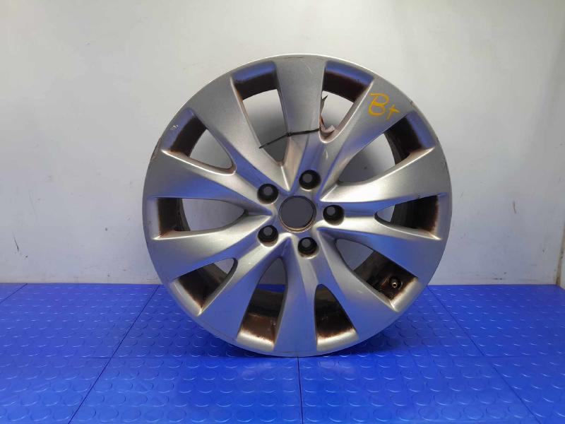 2016 Subaru Legacy Wheel