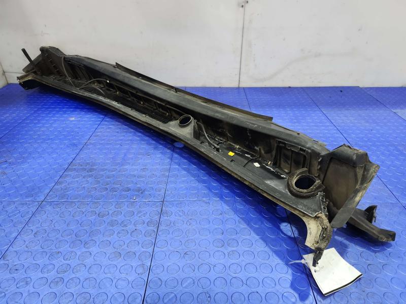 2013-2020 Nissan Pathfinder OEM Cowl Panel Cover Grille Air Inlet 663153JA0A
