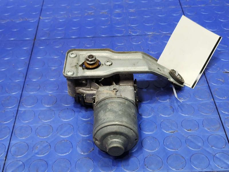 2012-2019 Volkswagen Beetle Windshield Wiper Motor Genuine OEM 561955119A