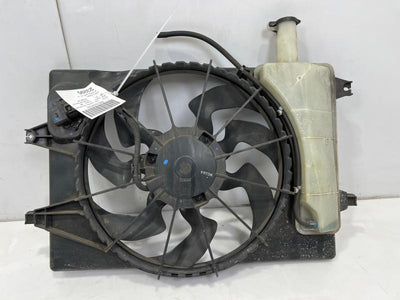 2017 2018 Hyundai Elantra Sedan 2.0L Engine Cooling Fan Assembly OEM 25380F2000