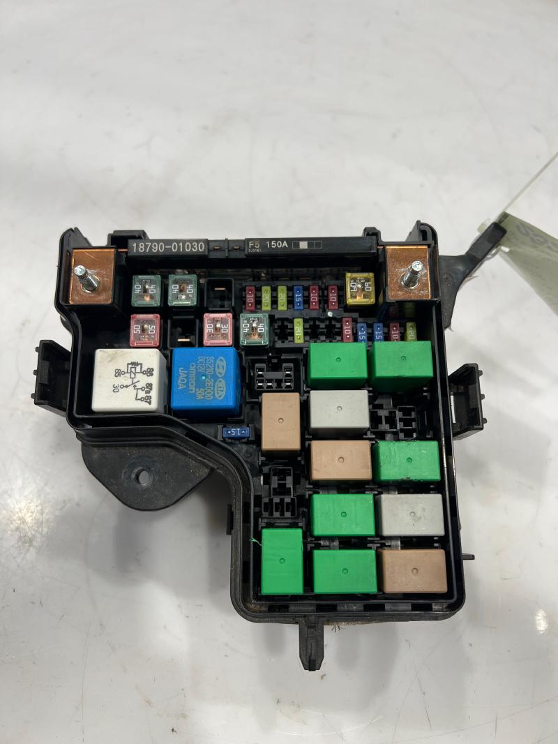 2012 - 2014 Hyundai Veloster Engine Compartment Fuse Box Relay Box OEM 912362V625