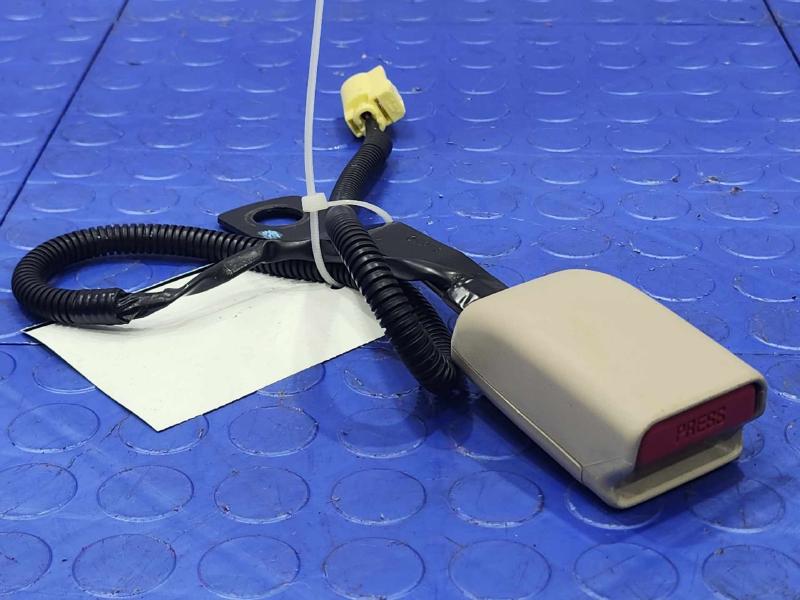 2018 Subaru Legacy Front Seat Belt