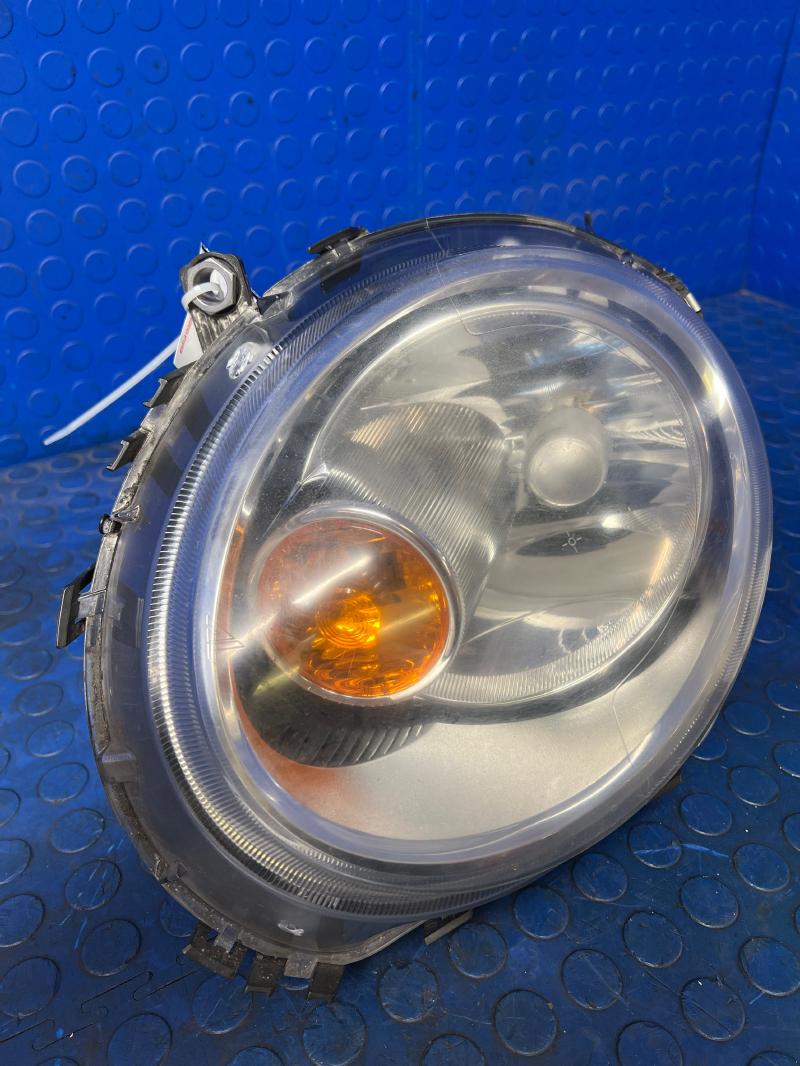 2010 MINI Cooper Headlamp Assembly
